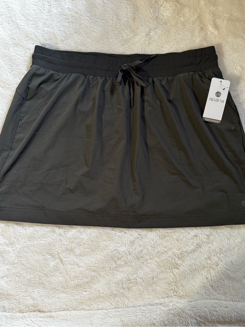 Apana Hunter Green Athletic Skort with Elastic Drawstring Waist